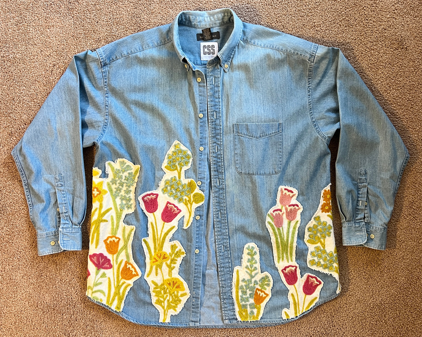 Commissioned Shirt - Embroidered Flowers - Banana Republic Men's XL