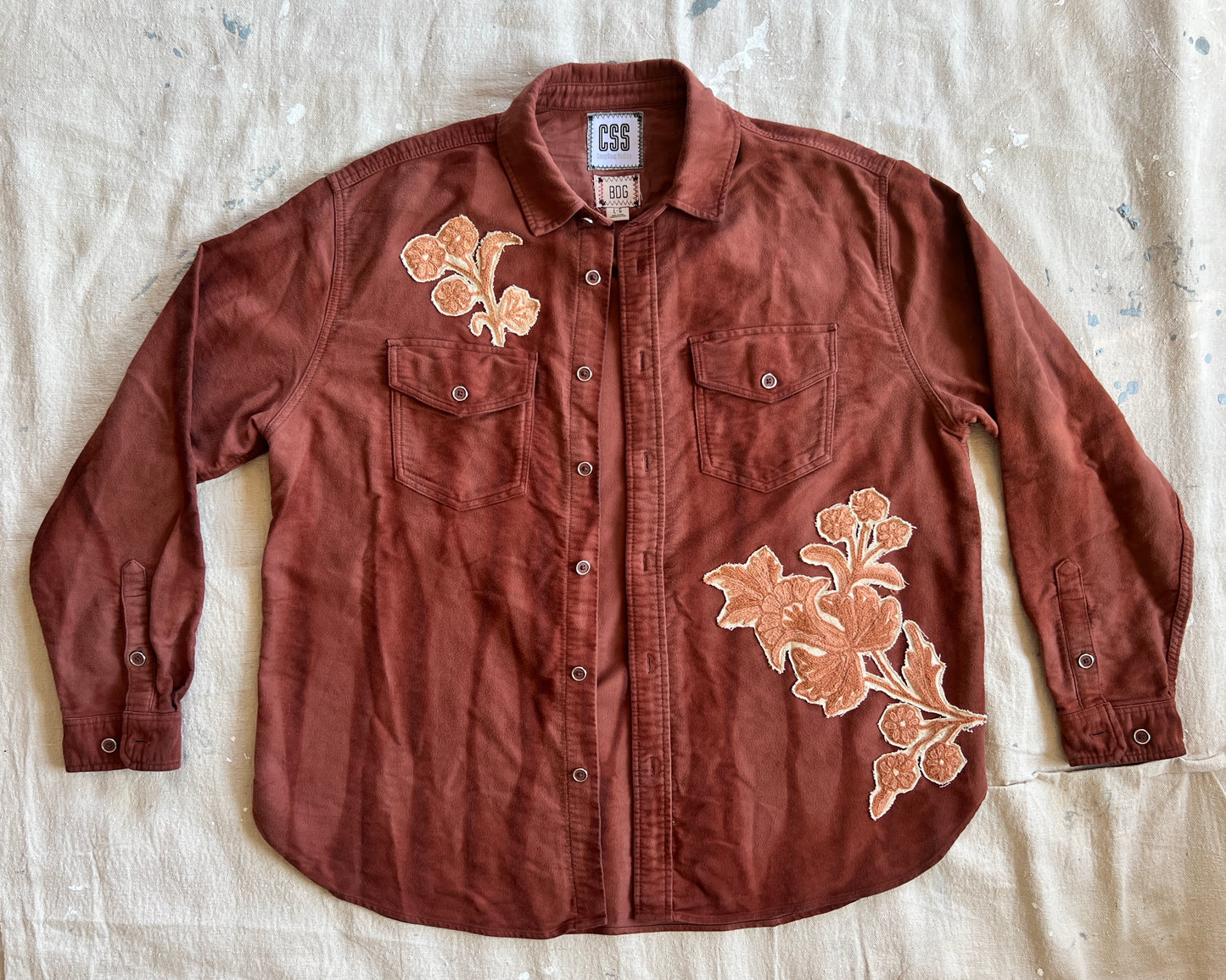 Custom Shirt - Lauryn Hill Inspired - Embroidered Flowers - BDG Men's L